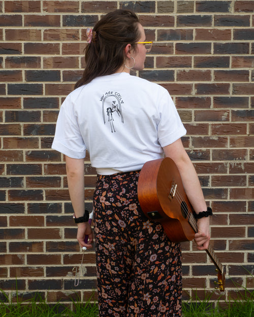 Helpful Clever Horse Tee